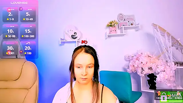 Snapshot of Ketrin_n_ chatting on February 19, 2025, 6:33 am Ketrin n online show from February 19, 2025, 6:33 am