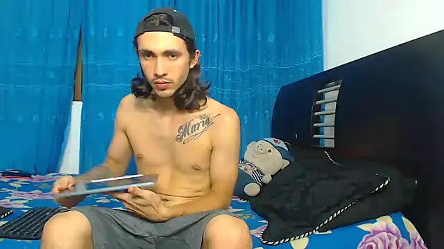 Hot Sharks  online show from October 1, 2025, 1:00 am