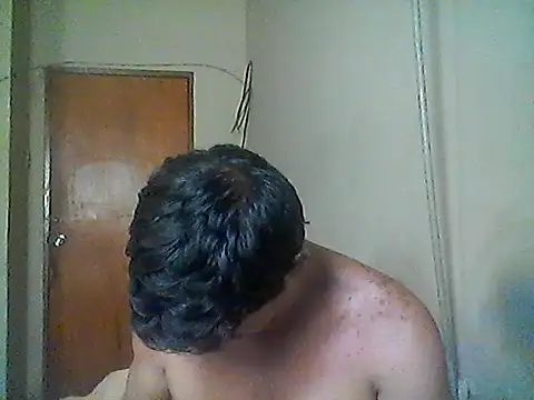 Snapshot of Marobronco chatting on February 1, 2026, 4:27 pm Marobronco online show from February 1, 2026, 4:27 pm