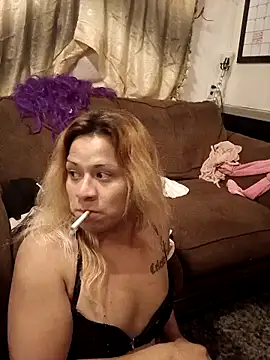 allissonw13 online show from January 20, 2025, 3:37 am