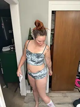 Snapshot of Blaze_Baby chatting on October 20, 2025, 2:39 pm Blaze Baby online show from October 20, 2025, 2:39 pm