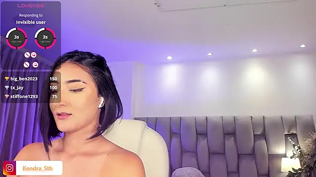 Snapshot of kendra_scoth chatting on February 25, 2025, 7:38 pm kendra scoth online show from February 25, 2025, 7:38 pm