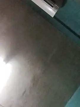 Snapshot of cenyon124 chatting on October 19, 2025, 4:10 pm cenyon124 online show from October 19, 2025, 4:10 pm