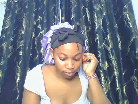  Becky002 online show from November 21, 2025, 8:35 am