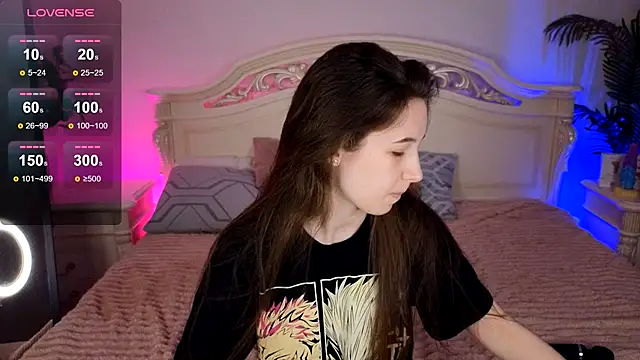 Snapshot of ur_kitty__ chatting on October 2, 2025, 1:03 pm ur kitty online show from October 2, 2025, 1:03 pm