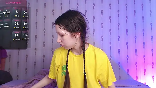 Snapshot of ur_kitty__ chatting on January 13, 2026, 9:02 am ur kitty online show from January 13, 2026, 9:02 am