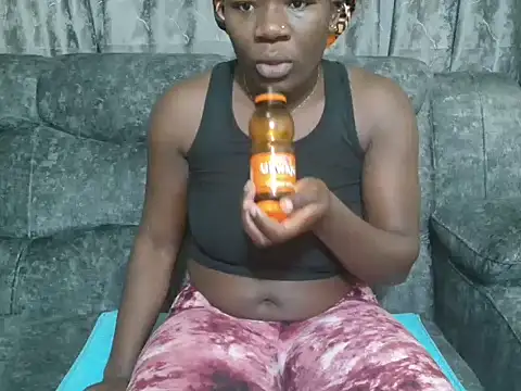 sexydarkpussy4 online show from November 30, 2025, 9:15 pm