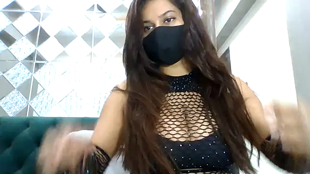 Snapshot of sparkling_queen chatting on September 20, 2025, 5:34 am sparkling queen online show from September 20, 2025, 5:34 am