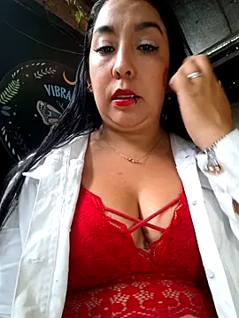 Bella keny online show from September 27, 2025, 5:41 pm