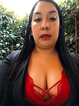 Snapshot of Bella_keny chatting on January 15, 2026, 5:05 pm Bella keny online show from January 15, 2026, 5:05 pm