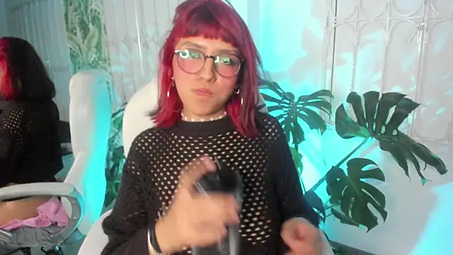 cute hollywood online show from September 30, 2025, 9:10 pm