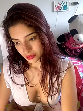 dakota le online show from September 18, 2025, 1:14 pm