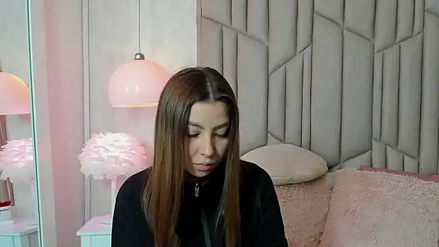AudreyElla online show from January 25, 2025, 7:18 pm