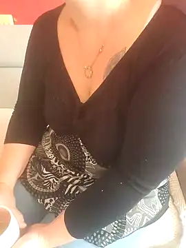 Snapshot of cruellaculdenfer67 chatting on October 5, 2025, 8:27 am cruellaculdenfer67 online show from October 5, 2025, 8:27 am