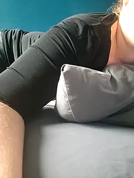 Snapshot of cruellaculdenfer67 chatting on October 10, 2025, 8:48 am cruellaculdenfer67 online show from October 10, 2025, 8:48 am