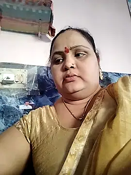 Snapshot of Kiyara7 chatting on February 24, 2025, 7:00 am Kiyara7 online show from February 24, 2025, 7:00 am