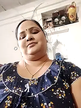 Snapshot of Kiyara7 chatting on March 19, 2025, 8:12 am Kiyara7 online show from March 19, 2025, 8:12 am