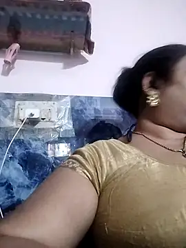 Snapshot of Kiyara7 chatting on February 24, 2025, 4:47 pm Kiyara7 online show from February 24, 2025, 4:47 pm