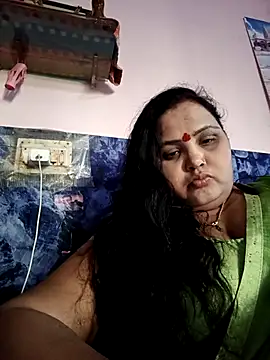Snapshot of Kiyara7 chatting on March 3, 2025, 7:03 am Kiyara7 online show from March 3, 2025, 7:03 am
