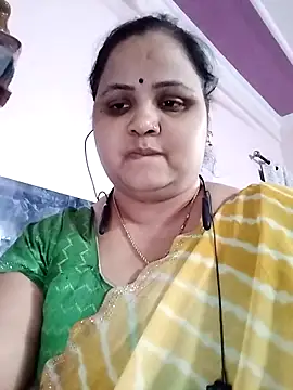Snapshot of Kiyara7 chatting on February 27, 2025, 2:57 am Kiyara7 online show from February 27, 2025, 2:57 am