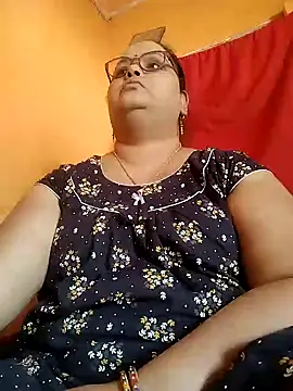 Snapshot of Kiyara7 chatting on March 18, 2025, 3:12 am Kiyara7 online show from March 18, 2025, 3:12 am