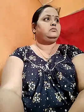 Snapshot of Kiyara7 chatting on March 21, 2025, 1:56 am Kiyara7 online show from March 21, 2025, 1:56 am