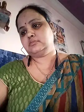 Snapshot of Kiyara7 chatting on March 5, 2025, 2:36 am Kiyara7 online show from March 5, 2025, 2:36 am