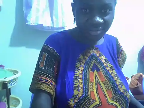 Snapshot of Petite_rider chatting on October 20, 2025, 9:26 pm Petite rider online show from October 20, 2025, 9:26 pm