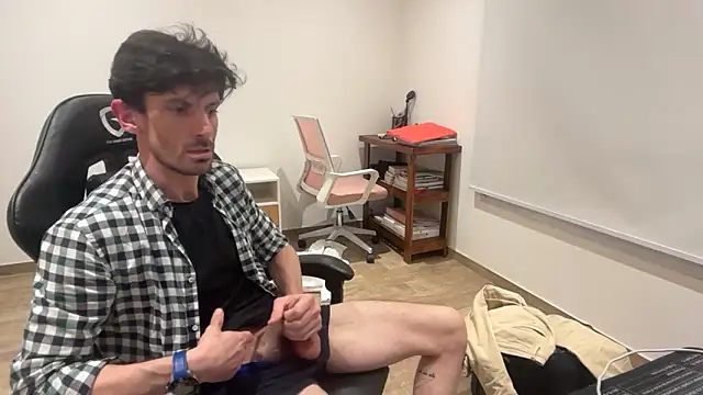 Snapshot of nicolaaaaas chatting on October 8, 2025, 6:26 am nicolaaaaas online show from October 8, 2025, 6:26 am