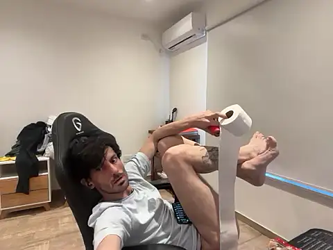 Snapshot of nicolaaaaas chatting on October 20, 2025, 6:19 pm nicolaaaaas online show from October 20, 2025, 6:19 pm