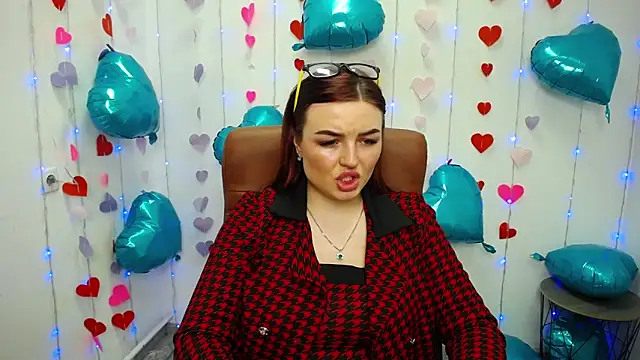 NicolPots online show from February 21, 2025, 1:33 am