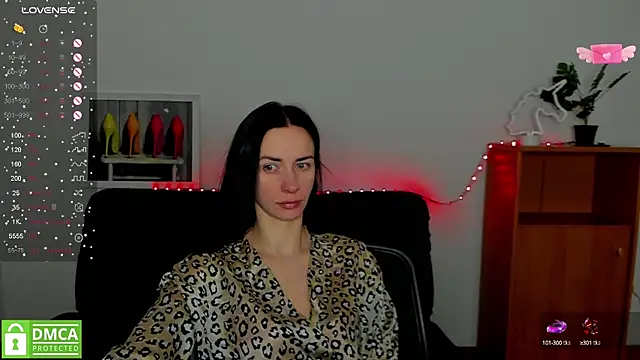 annakillianox online show from March 18, 2025, 6:28 am
