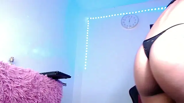 Snapshot of amgeline chatting on December 5, 2024, 4:48 am amgeline online show from December 5, 2024, 4:48 am