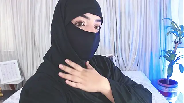 Snapshot of Uzra_hayed chatting on September 28, 2025, 2:35 pm Uzra hayed online show from September 28, 2025, 2:35 pm