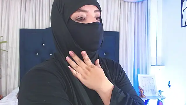 Uzra hayed online show from February 28, 2025, 10:28 pm