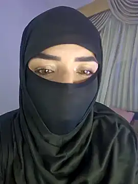 Snapshot of Uzra_hayed chatting on October 7, 2025, 7:59 pm Uzra hayed online show from October 7, 2025, 7:59 pm