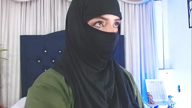 Uzra hayed online show from February 27, 2025, 10:31 pm