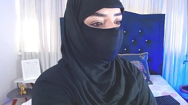 Snapshot of Uzra_hayed chatting on October 26, 2025, 2:28 pm Uzra hayed online show from October 26, 2025, 2:28 pm