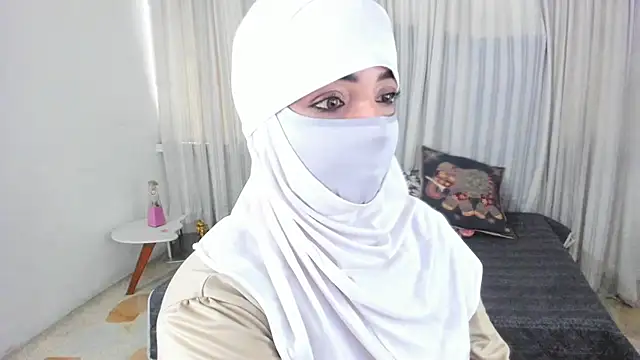 Uzra hayed online show from May 14, 2026, 2:14 pm