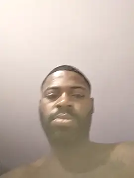 CarlosBigglock online show from April 18, 2026, 9:11 am