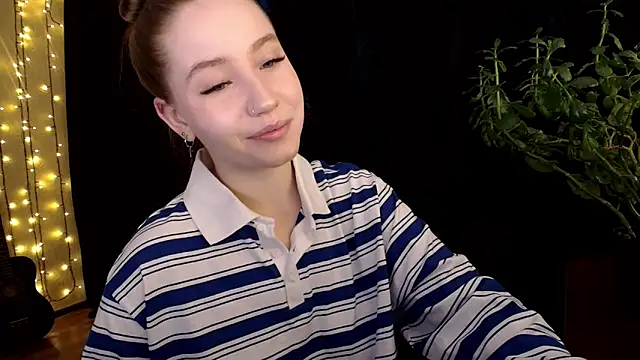 Snapshot of SindiWatsoon chatting on September 26, 2025, 12:56 pm SindiWatsoon online show from September 26, 2025, 12:56 pm