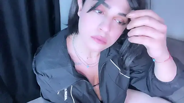 Arab tgirl online show from October 3, 2025, 9:27 pm