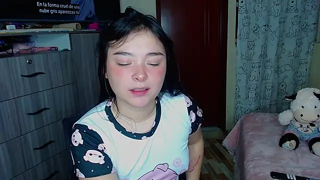 Snapshot of nahia__2 chatting on September 21, 2025, 3:44 am nahia  2 online show from September 21, 2025, 3:44 am