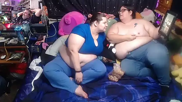 yoursexything79 online show from December 17, 2025, 1:43 am