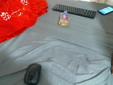 Snapshot of Hotellen chatting on October 17, 2025, 8:39 am Hotellen online show from October 17, 2025, 8:39 am