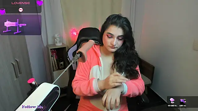 setzuna  online show from October 17, 2025, 3:43 am