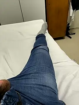 onbifeet online show from February 20, 2025, 1:51 pm