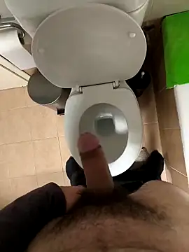 onbifeet online show from February 17, 2025, 1:11 pm