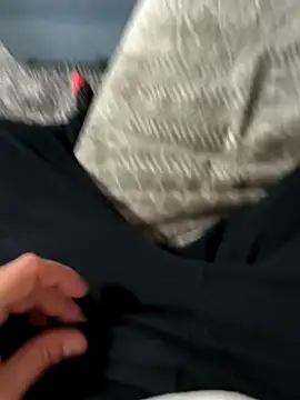 onbifeet online show from March 20, 2025, 9:48 am