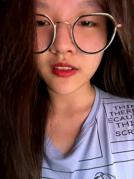 Snapshot of Krixxi22 chatting on September 23, 2025, 4:36 pm Krixxi22 online show from September 23, 2025, 4:36 pm